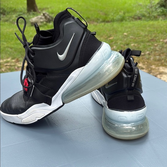 air force 270 black and white